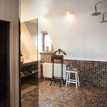 Charmehotel Manoir Ogygia 호텔 4*