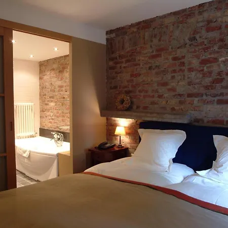 Charmehotel Manoir Ogygia 4*